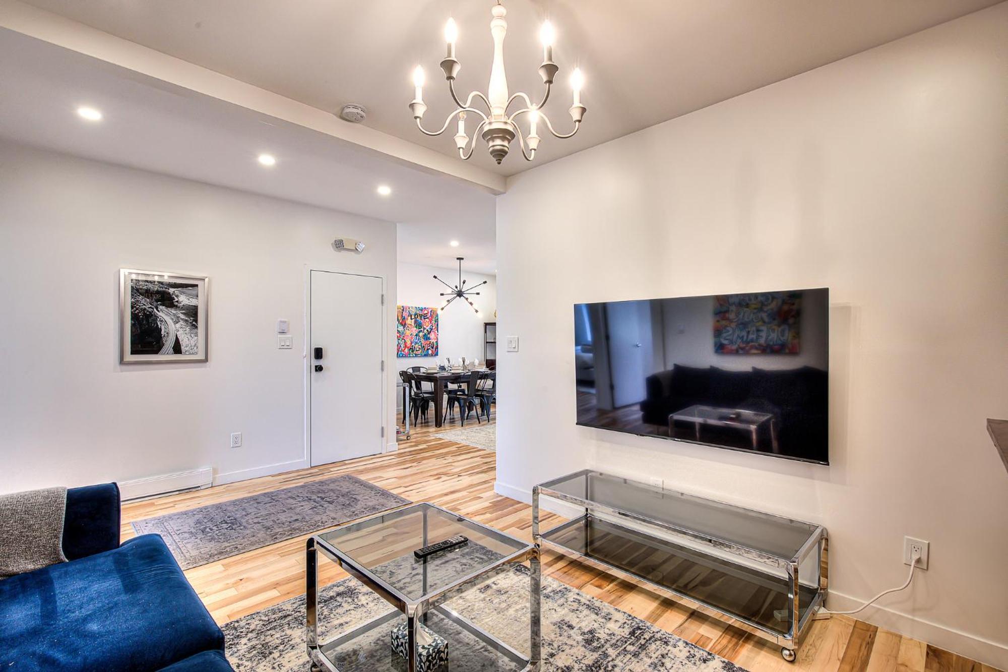Charm & Luxury Vacation Headquarters To Downtown! Lejlighed Montréal Eksteriør billede