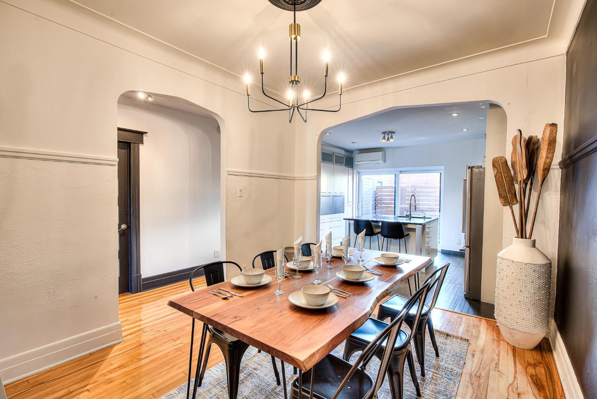 Charm & Luxury Vacation Headquarters To Downtown! Lejlighed Montréal Eksteriør billede